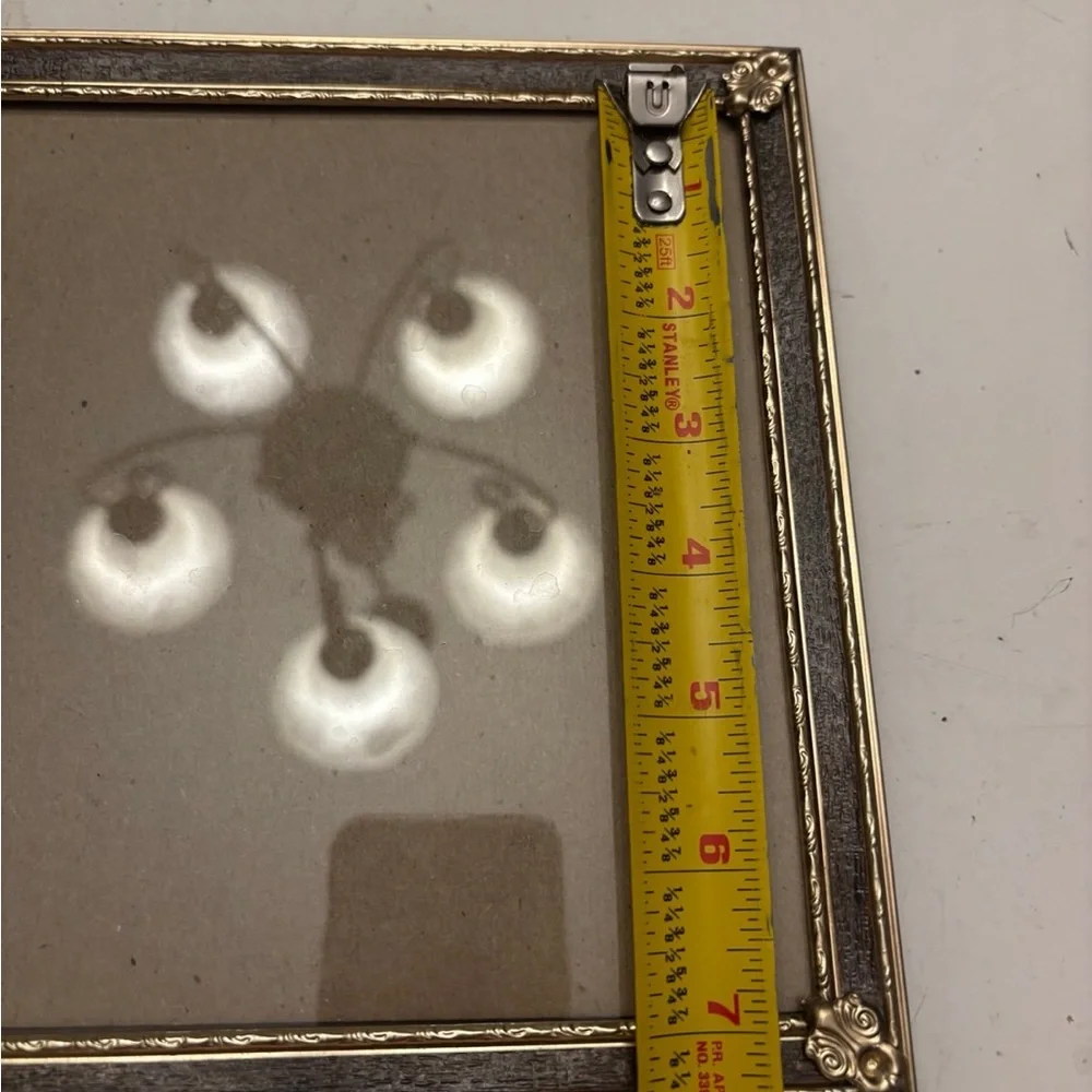 Vintage gold tone picture frame